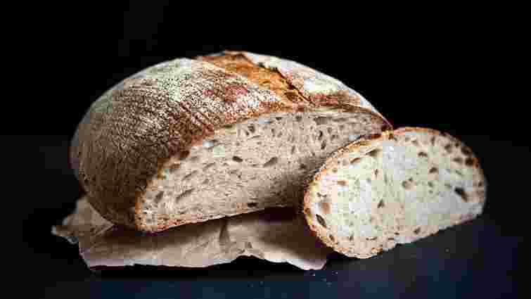 Пшеничний хліб на житній заквасці. Рецепт дня
