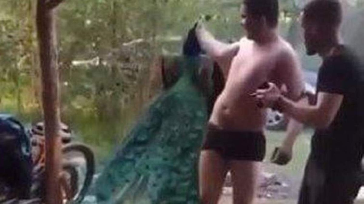 Юнака з Буковини судили за зйомку відео із вбивством павича