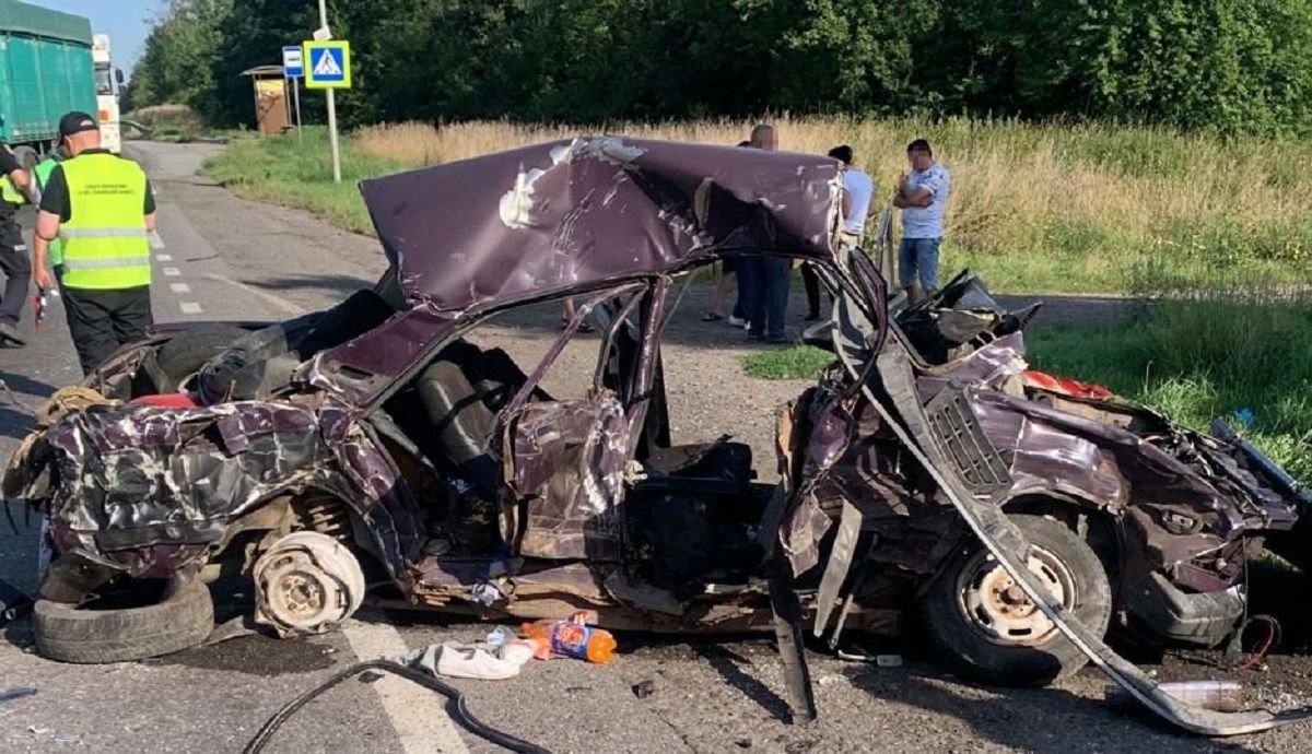 Винуватець ДТП з трьома загиблими під Львовом виплатить 1,2 млн грн компенсації