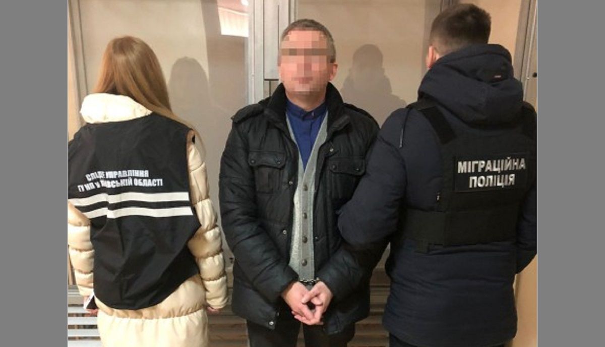 Гвалтівником неповнолітньої доньки виявився львівський диякон