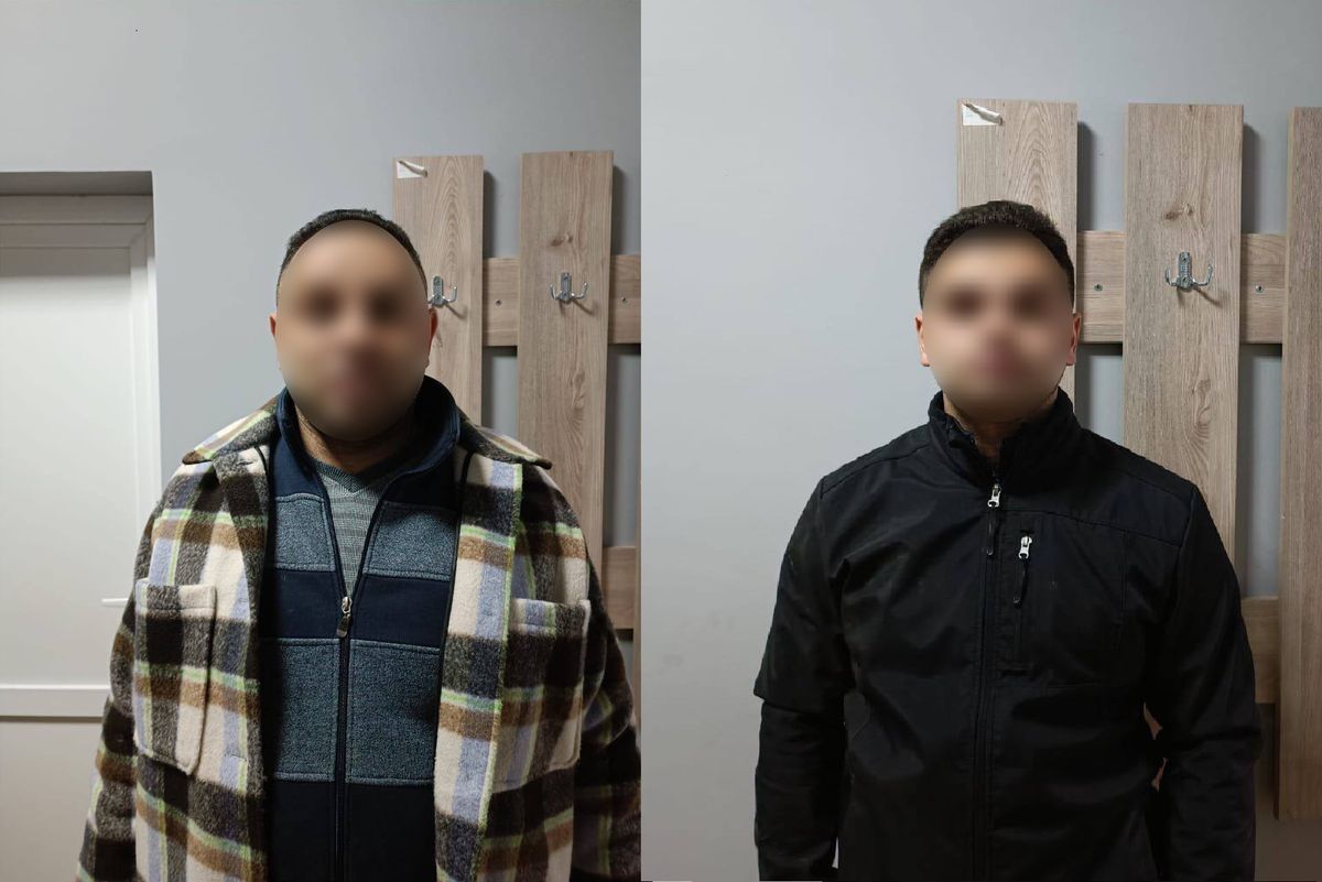 Обурений зупинкою 24-річний водій із батьком напав на закарпатських правоохоронців