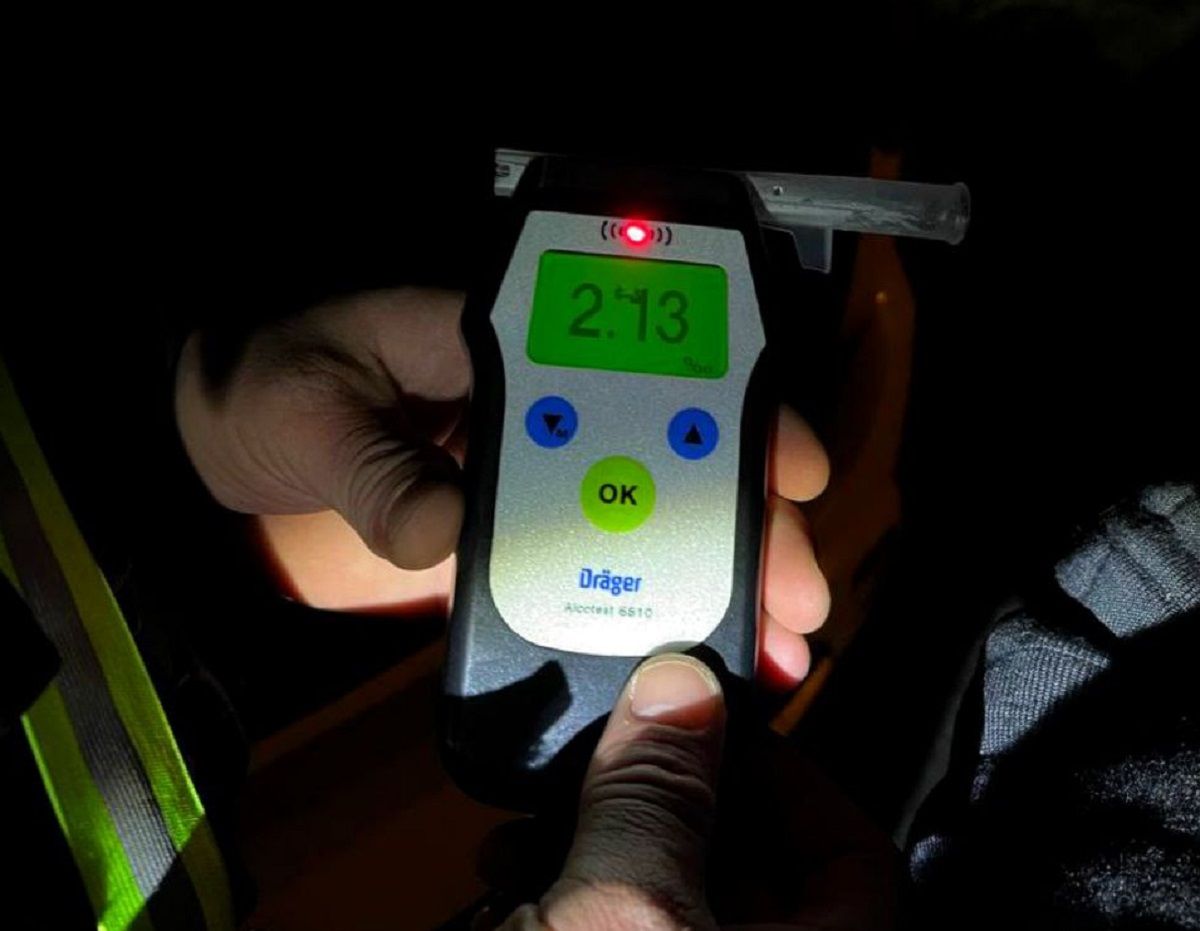 П'яна водійка вночі припаркувала авто на залізничному переїзді в Ковелі