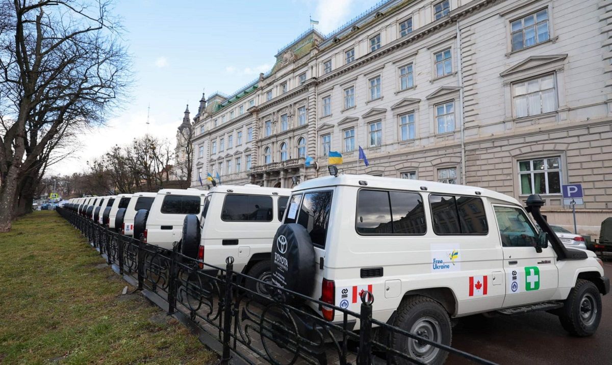 Ще 16 «швидких» від закордонних благодійників прибули на Львівщину

