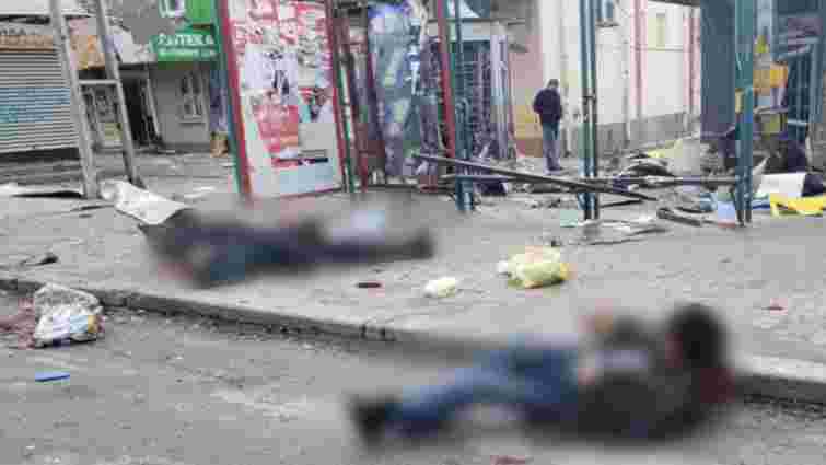 П'ятеро людей загинули під час обстрілу росіянами зупинки у Херсоні

