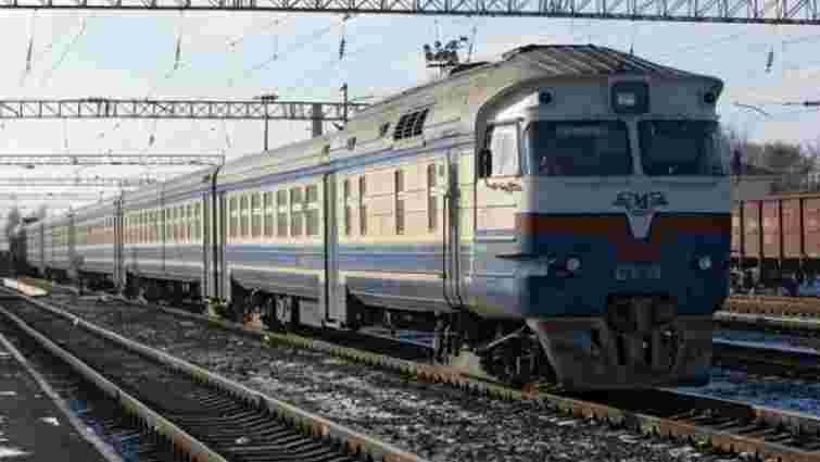 «Львівська залізниця» змінила розклад руху приміських поїздів