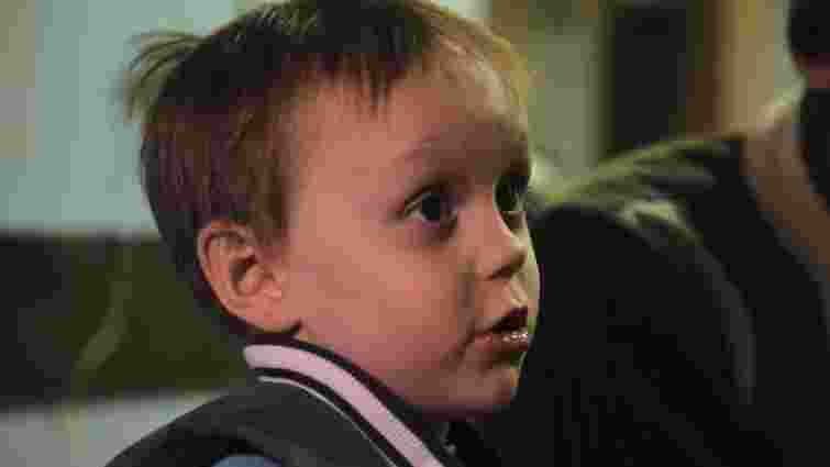 5-річний хлопчик із фільму Дмитра Комарова знайшов зниклу маму