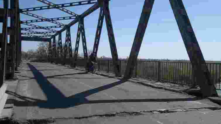 Підприємицю з Рівненщини звинуватили у присвоєнні 1,9 млн грн під час ремонту мосту