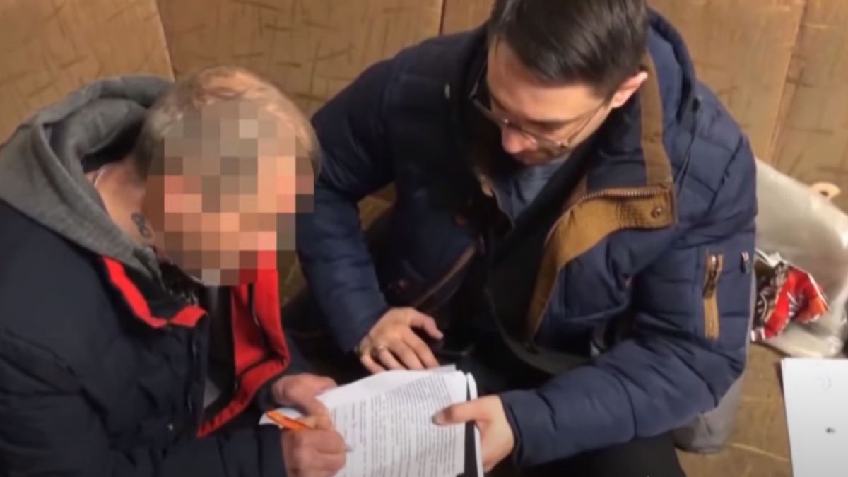 Поліція затримала шахраїв, які від імені голів ОВА зібрали понад 3 млн грн 


