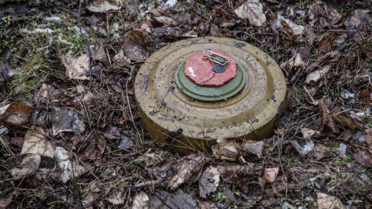 Четверо людей загинули внаслідок вибуху міни під Ізюмом