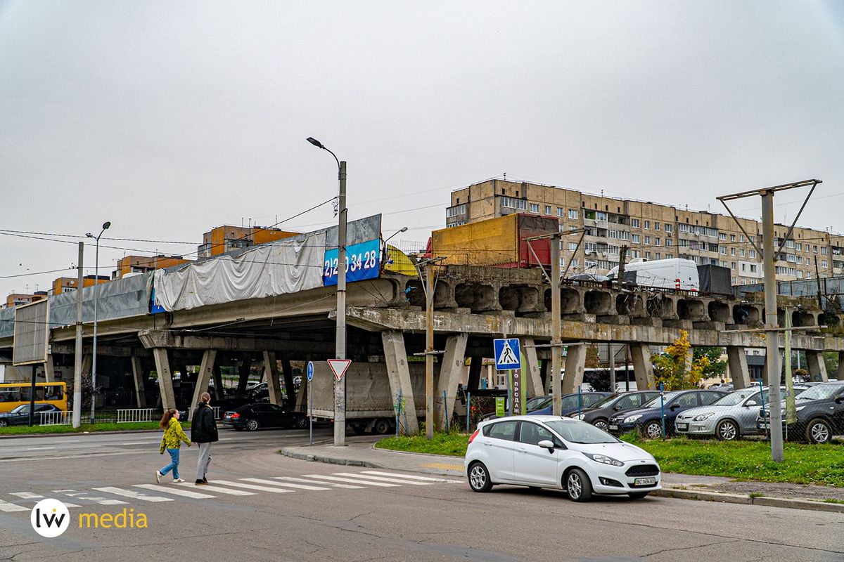 Львівські депутати підтримали петицію про добудову моста на вул. Науковій