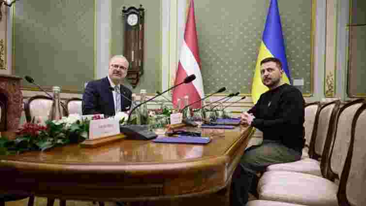 Президенти України та Латвії обговорили у Львові створення міжнародного трибуналу над Росією