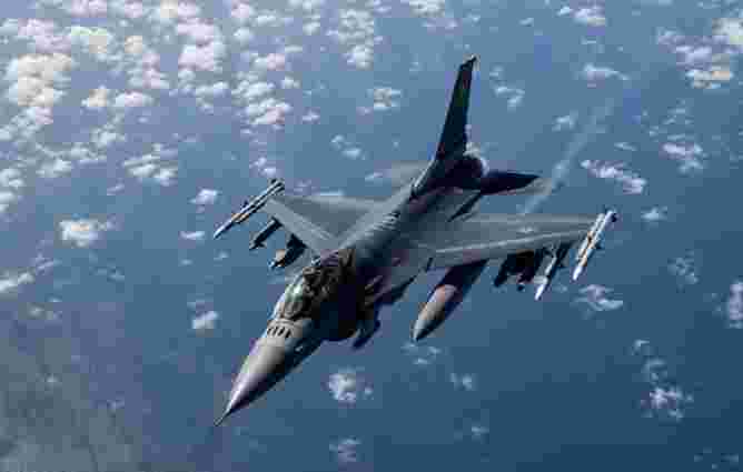 Перші пілоти з України прибули в США для тестування на симуляторі F-16, – NBC