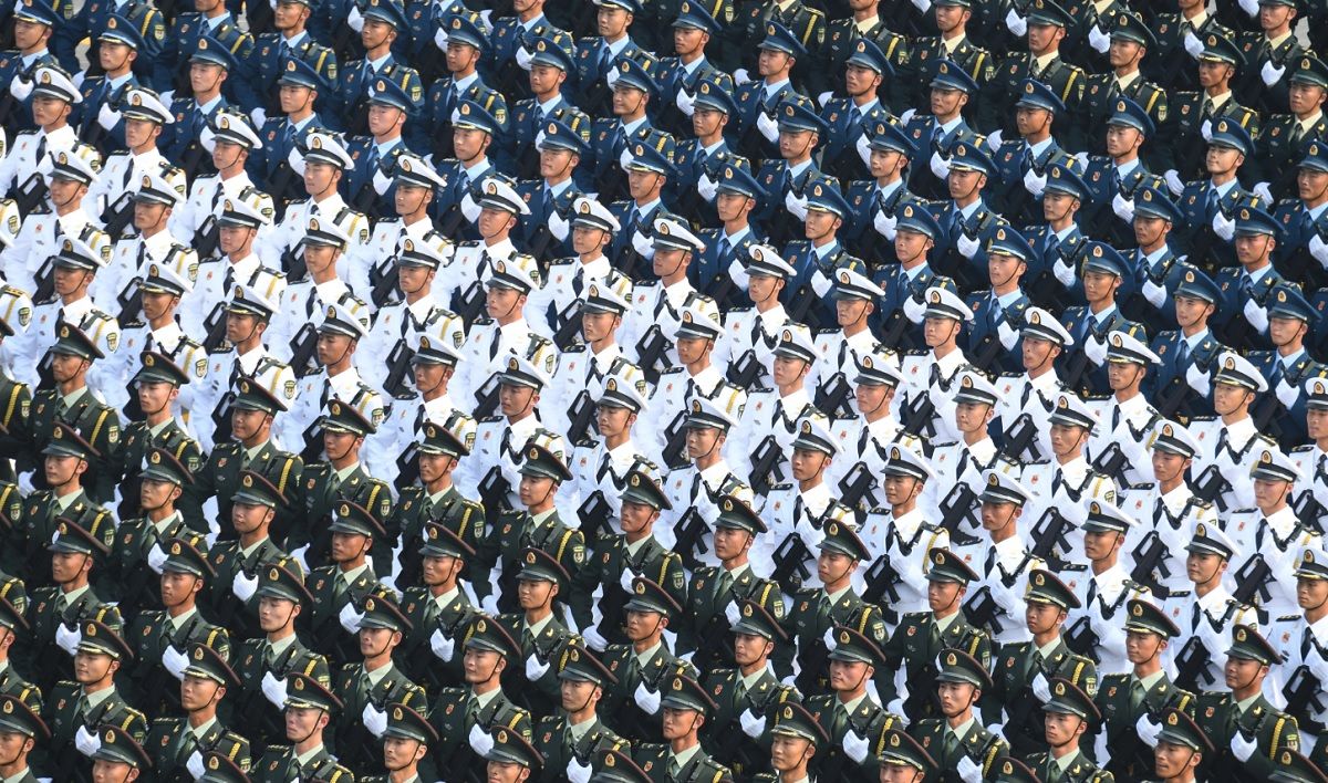 Китай збільшив оборонний бюджет і підвищив боєготовність армії