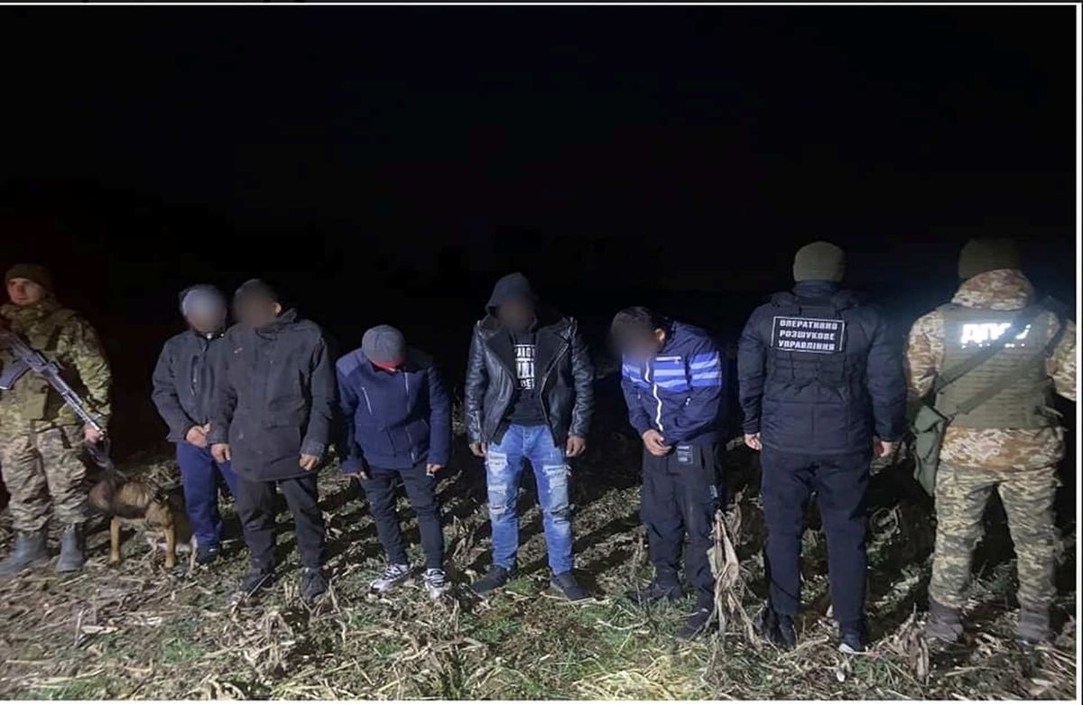 Четверо ухилянтів намагалися втекти в Словаччину через паркан біля Ужгорода