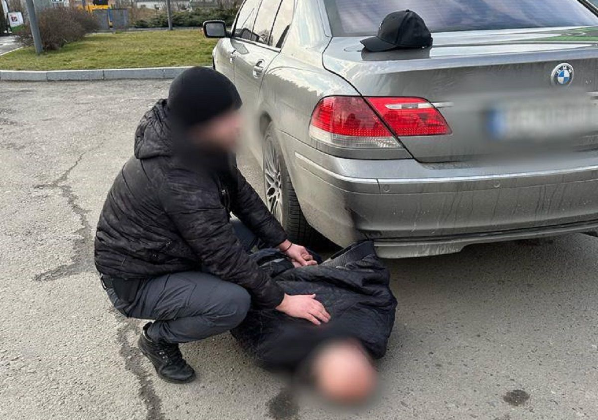 Трьох чоловіків з Ковеля затримали за переправлення ухилянтів за кордон 