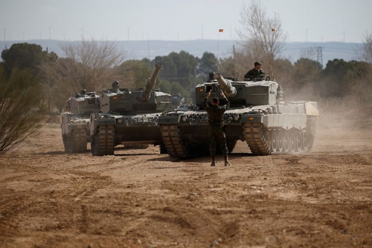 ЗМІ показали, як танкістів ЗСУ навчають на танках Leopard 2 в Іспанії