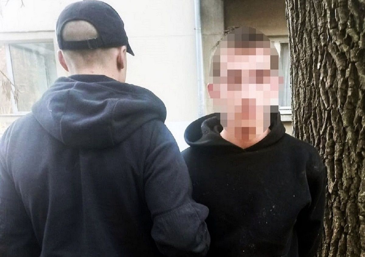 У Львові поліція затримала 20-річного закладчика наркотиків