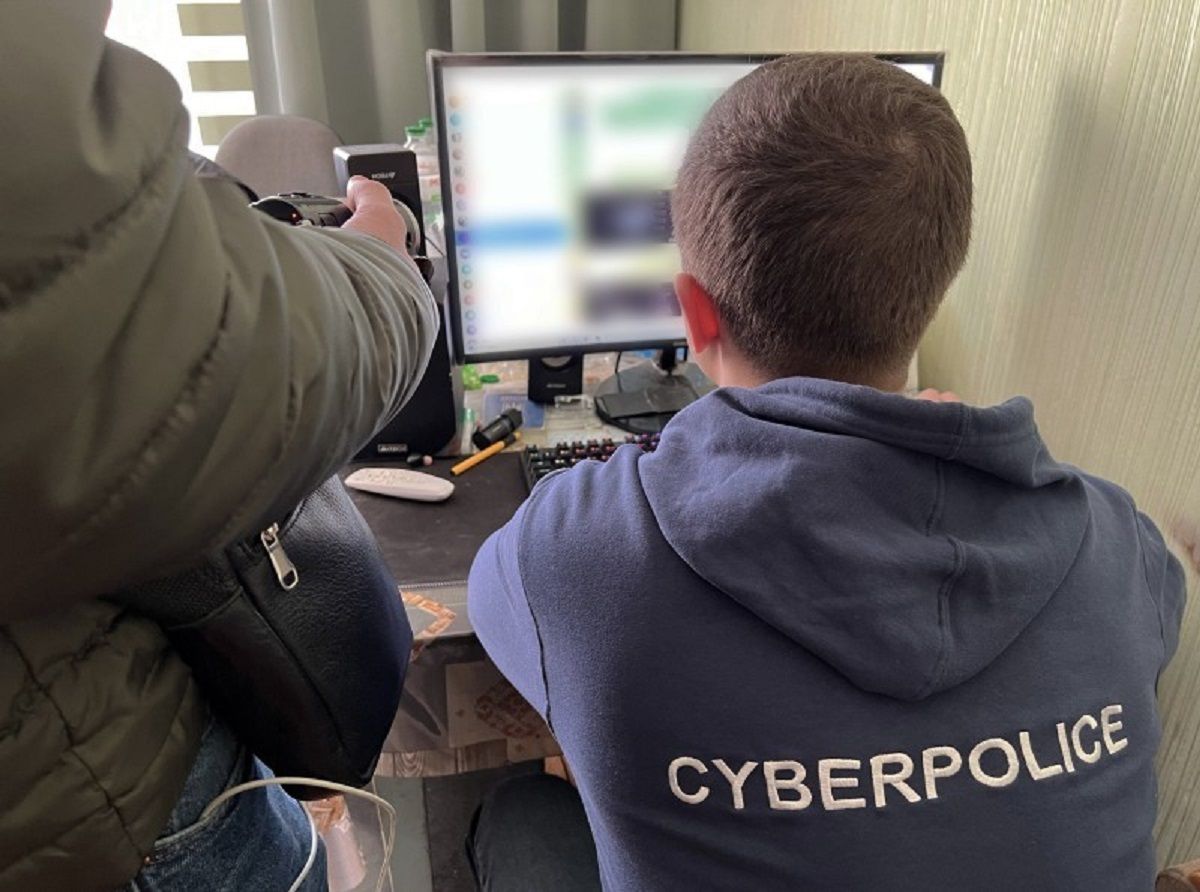 Хмельницький хакер заразив вірусом 10 тисяч комп'ютерів