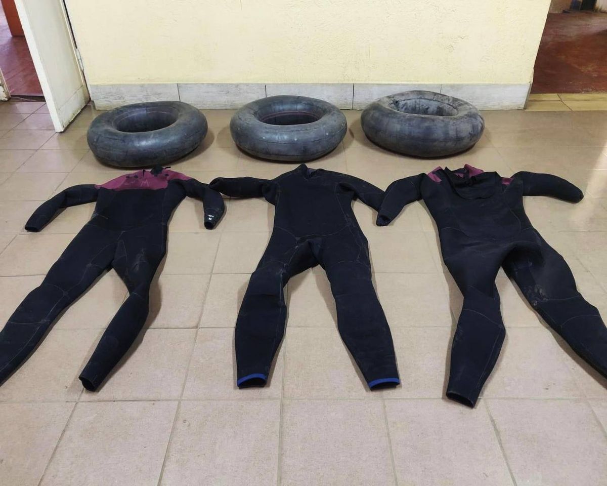 Восьмеро чоловіків у гідрокостюмах хотіли переплисти кордон на Закарпатті 