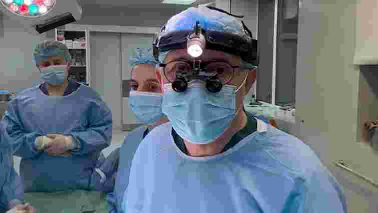 У Житомирі лікарі зі столиці провели першу трансплантацію серця