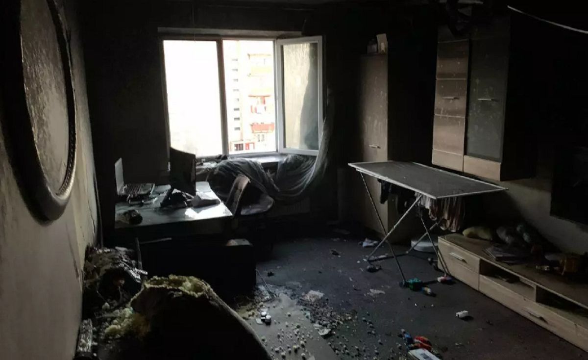 Через залишений у кімнаті зарядний пристрій горіла квартира в Ужгороді
