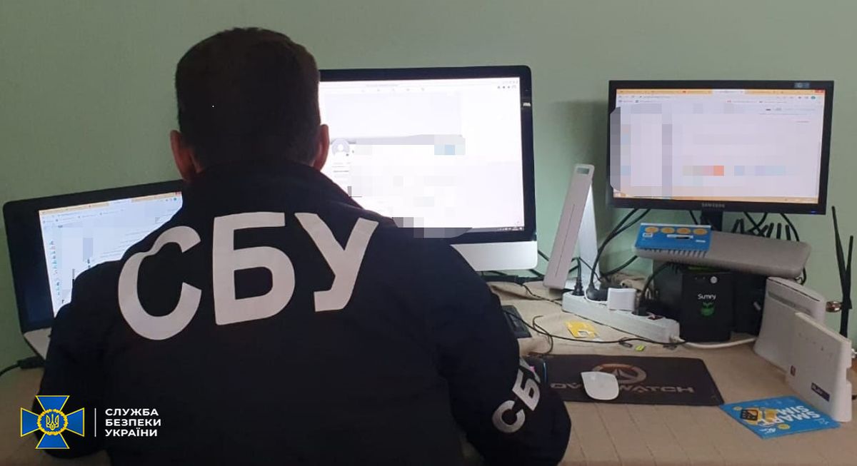 Міліціонера з Кам’янця-Подільського затримали за організацію російської ботоферми 