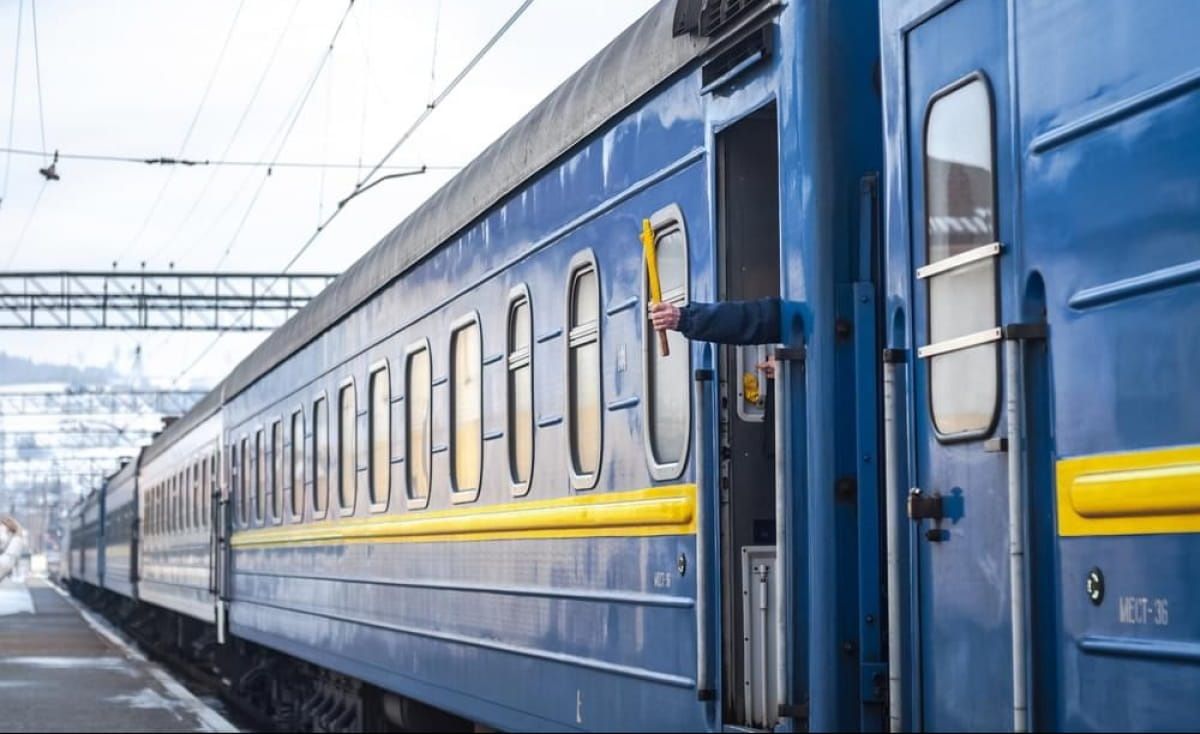 «Укрзалізниця» запускає регулярний поїзд зі Львова до Краматорська