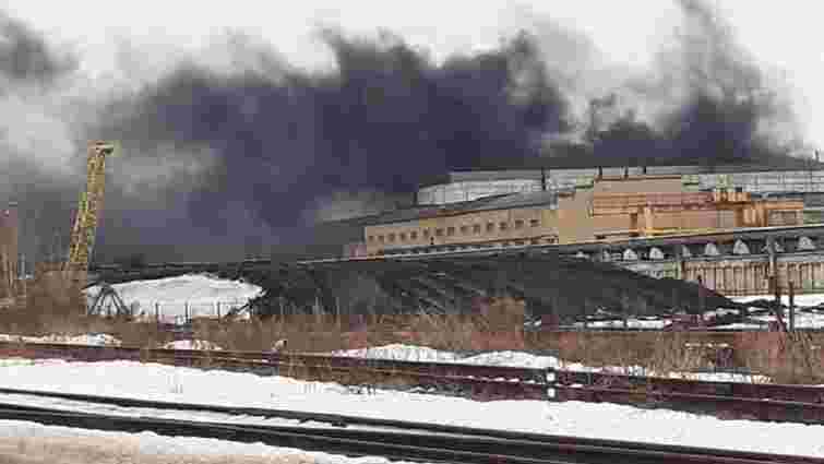 В Росії загорівся завод з виробництва двигунів для військової техніки