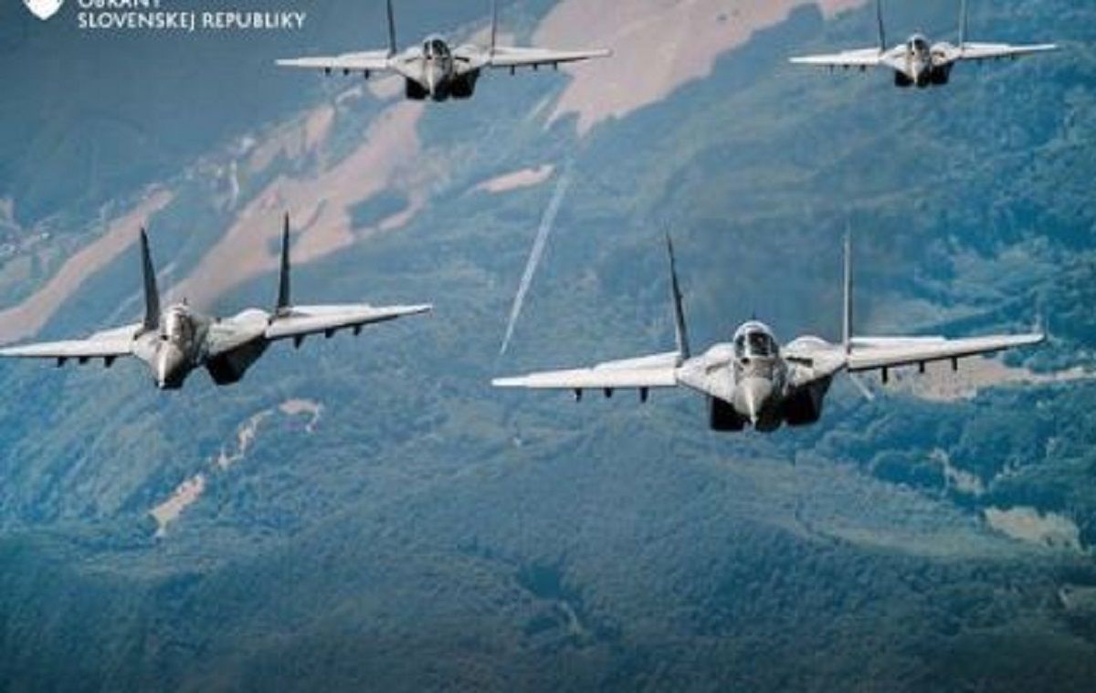 Словаччина передала Україні чотири винищувачі МіГ-29
