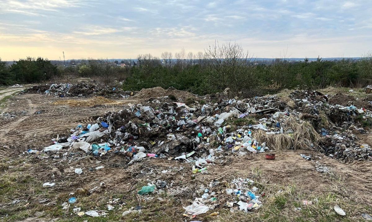 Екоінспекція виявила в Яворівському районі стихійне сміттєзвалище площею 5 га