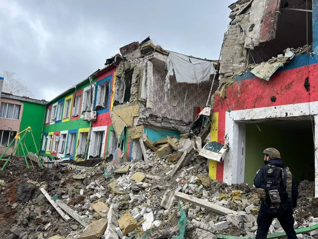 Наслідки ракетного удару по центру Слов’янська, фото Павла Кириленка