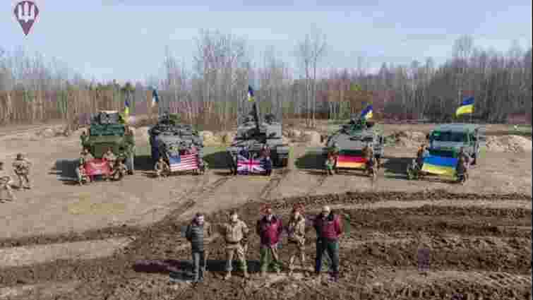 Західна бронетехніка вже перебуває на озброєнні десантно-штурмових військ ЗСУ