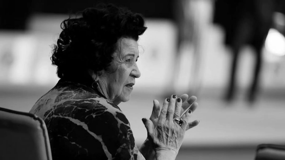 Померла легендарна українська художня гімнастка Альбіна Дерюгіна