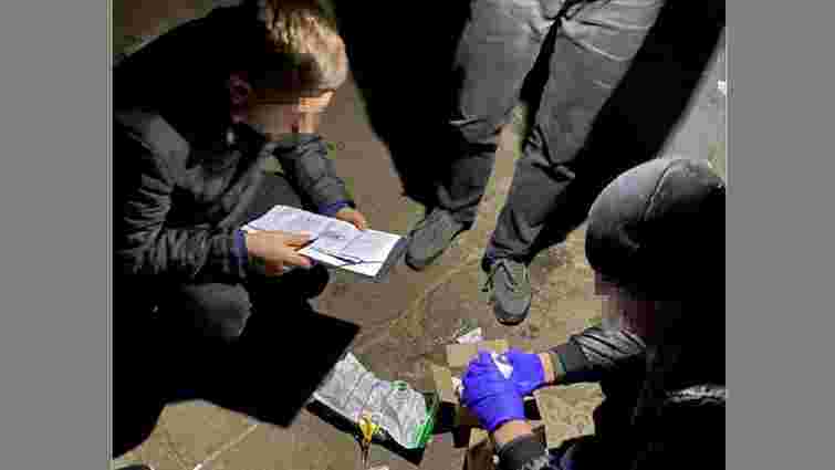 Львівська поліція вилучила у 18-річного дилера наркотиків на півмільйона гривень