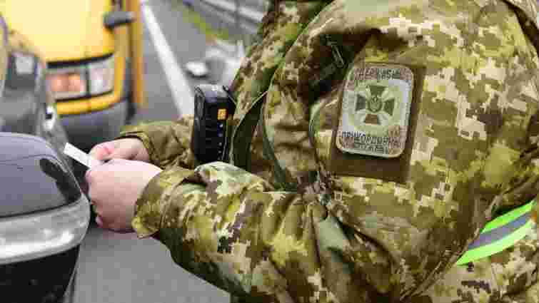 Прикордонники затримали під Києвом п'яного священника УПЦ МП з російськими документами