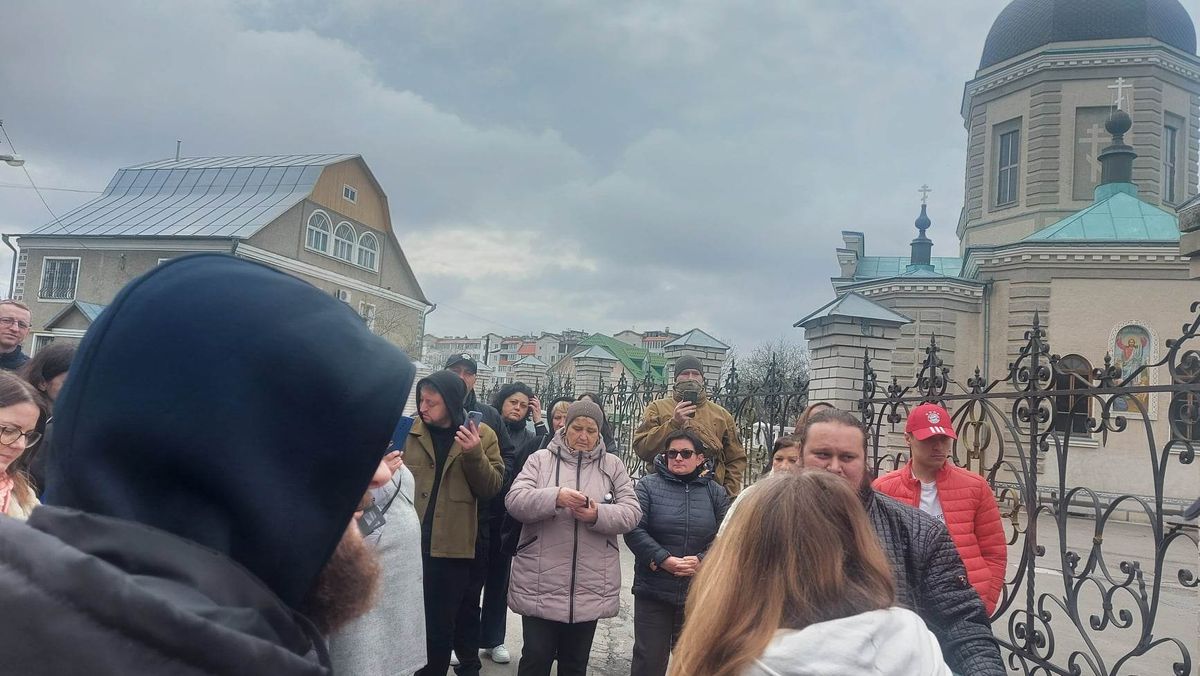 Хмельницький собор, де священики УПЦ МП побили військового, передали ПЦУ