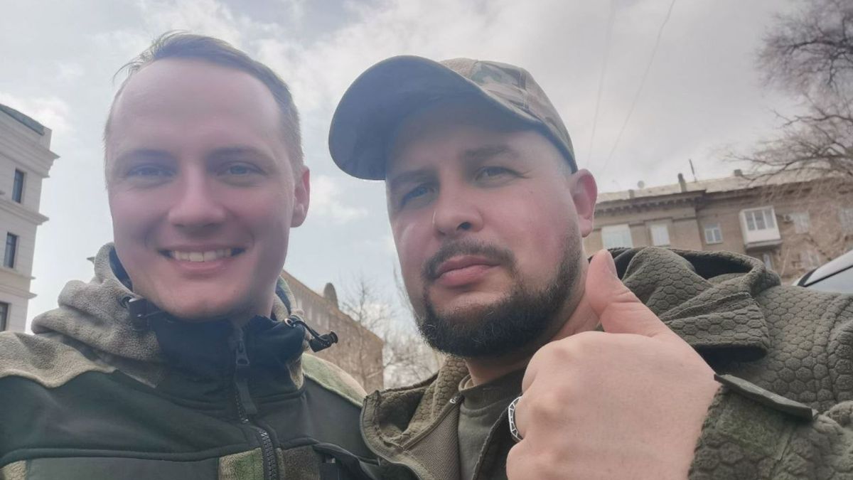 Українські хакери купили російському волонтеру секс-іграшки замість дронів