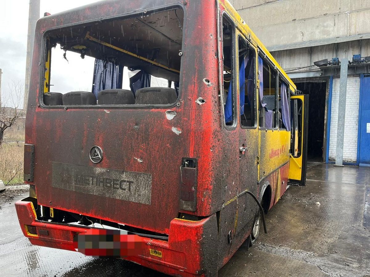 Внаслідок російського обстрілу в Авдіївці загинула пасажирка автобуса