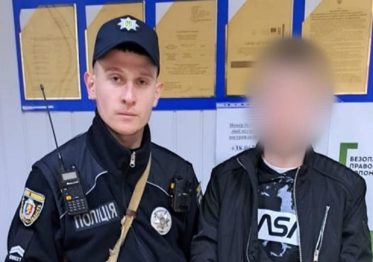 Мешканець Хмельниччини допоміг сусідці затримати 17-річного шахрая