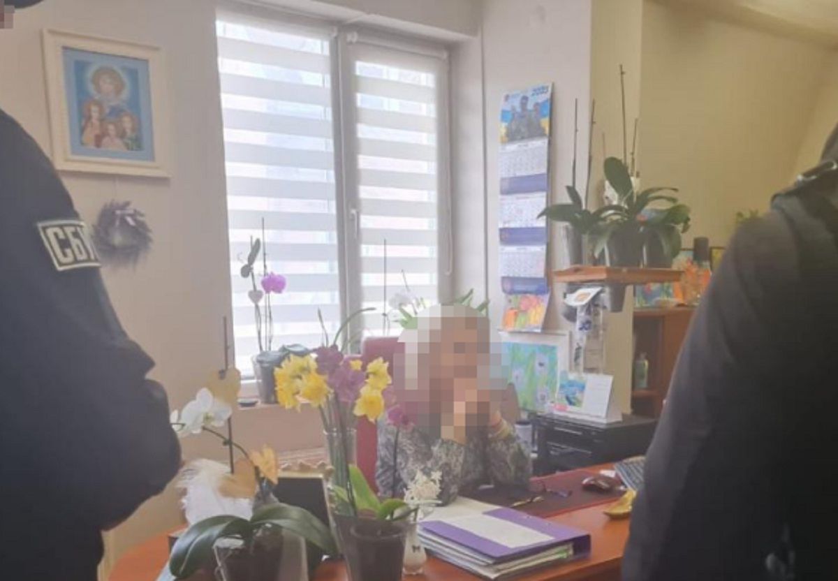 Керівницю ужгородського медзакладу підозрюють у махінаціях з грошима пацієнтів