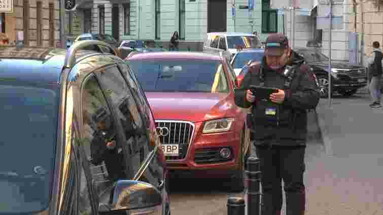 У Львові хочуть підвищити тарифи на паркування