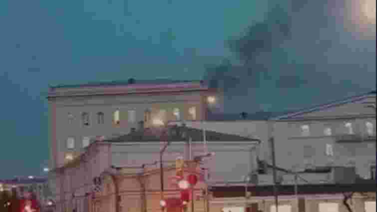 У центрі Москви горить одна з будівель російського міноборони