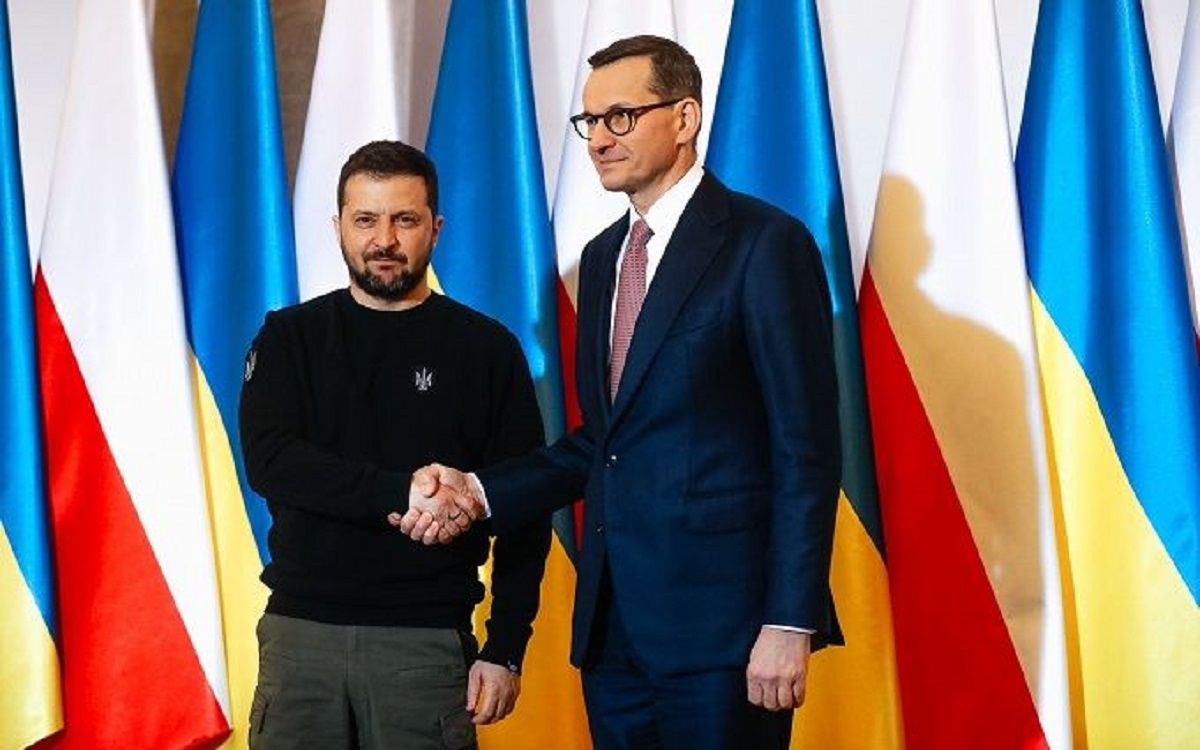 Україна домовилася з Польщею про закупівлю БТР, мінометів та систем ППО