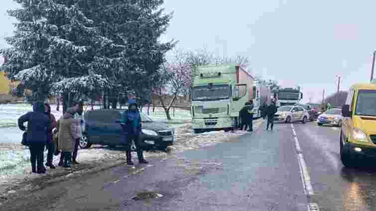 Легковик на смерть збив 4-річного хлопчика на трасі Львів – Шегині