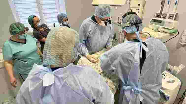 У Рівному хірурги провели операцію на серці 800-грамовому немовляті