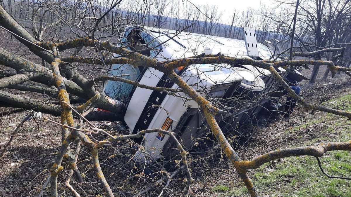 У Молдові перекинувся рейсовий автобус Кишинів – Київ