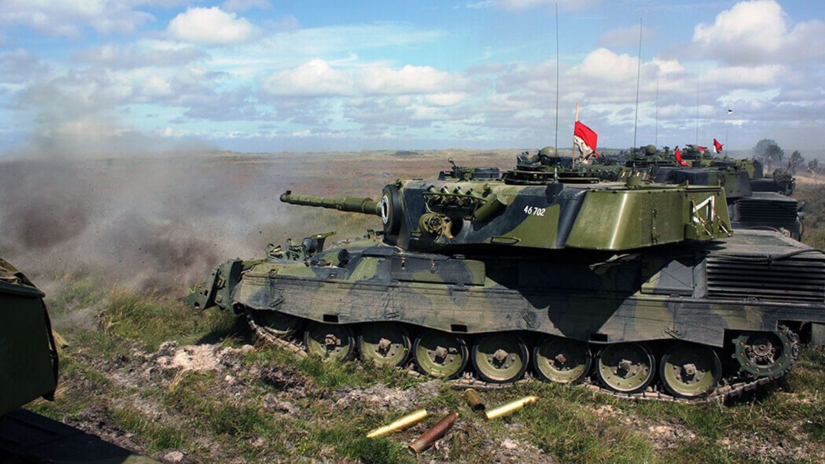 Данія передасть Україні 100 танків Leopard