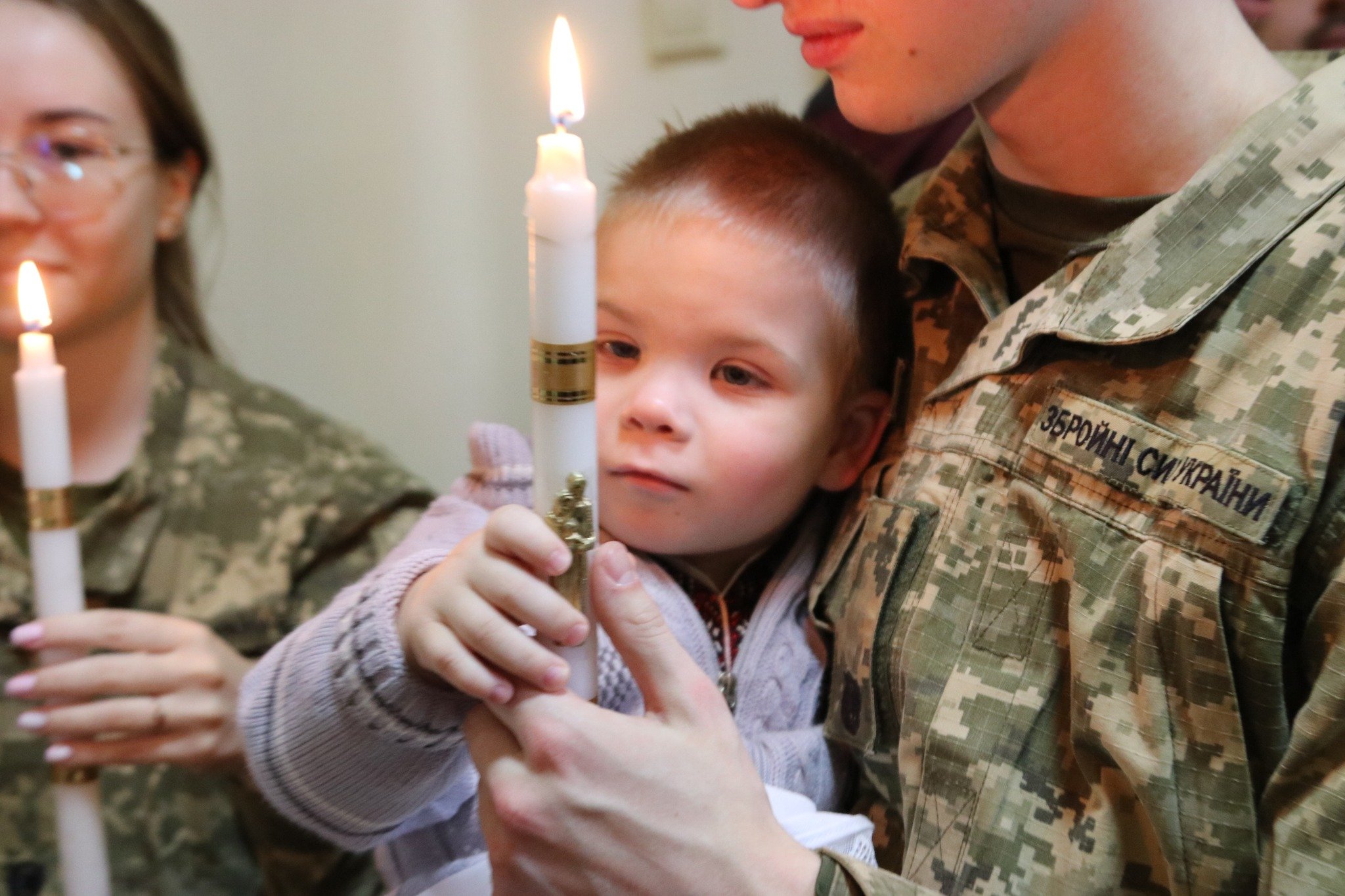 Відтепер сироти з Луганщини мають хрещених батьків (фото Львівської Архієпархії УГКЦ)