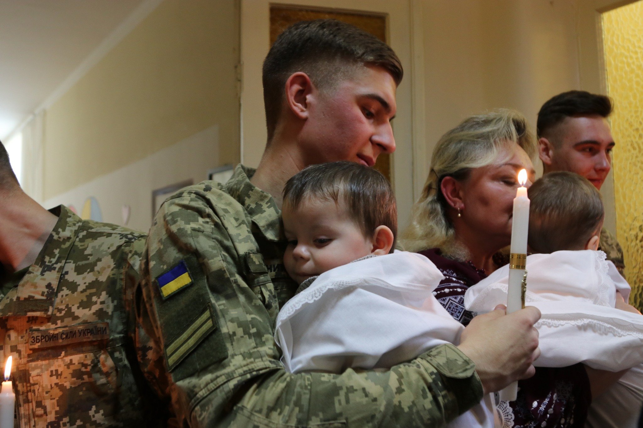 Відтепер сироти з Луганщини мають хрещених батьків (фото Львівської Архієпархії УГКЦ)
