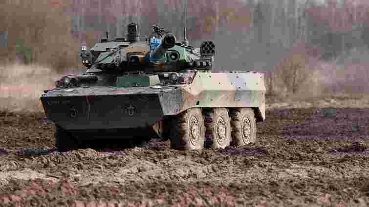 Резніков показав французькі AMX-10, які отримали українські морпіхи